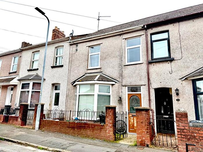 4 Bedroom Terraced House For Sale In Durham Road, Newport, NP19