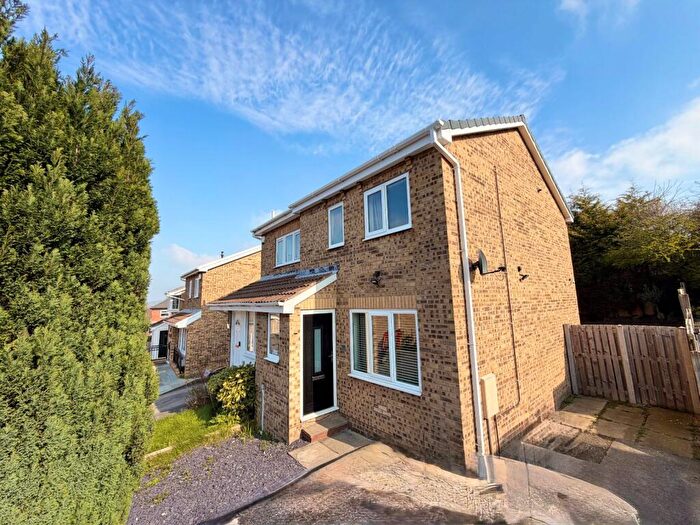 2 Bedroom House To Rent In Westbury Close, Barnsley, S75