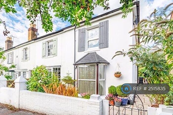 2 Bedroom Semi-Detached House To Rent In Church Walk, Leatherhead, KT22