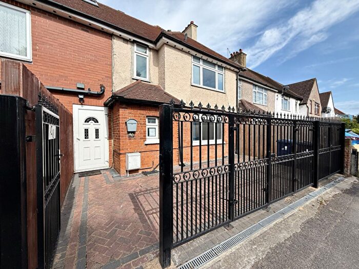 5 Bedroom Terraced House To Rent In Olive Road, Ealing, W5