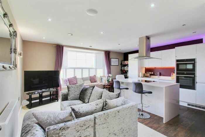 1 Bedroom Flat To Rent In Granville Road, Sidcup, DA14