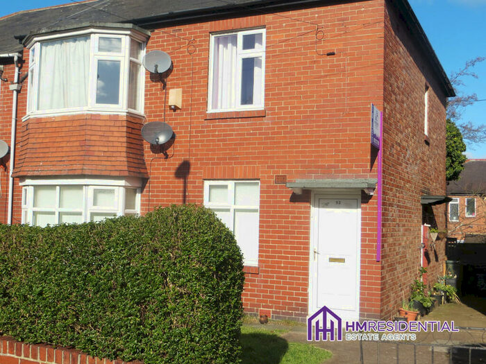 3 Bedroom Flat To Rent In Bavington Drive, Fenham, NE5