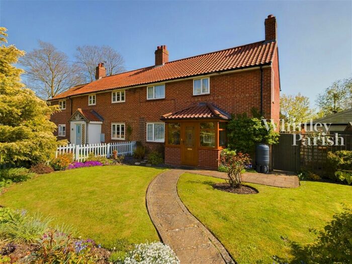 3 Bedroom Semi-Detached House For Sale In Station Road, Pulham St Mary, IP21