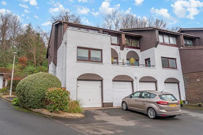 1 Bedroom Flat For Sale In Springfield Gardens, Largs, KA30