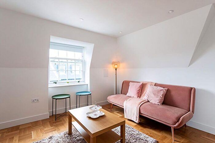 1 Bedroom Flat To Rent In West Kensington, W14