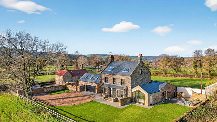 9 Bedroom Detached House For Sale In Whaley Grange, The Annexe & The Barn, S45