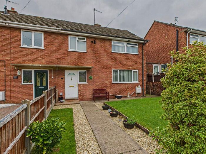 3 Bedroom Semi-detached House For Sale In Knapp Way, Malvern, WR14