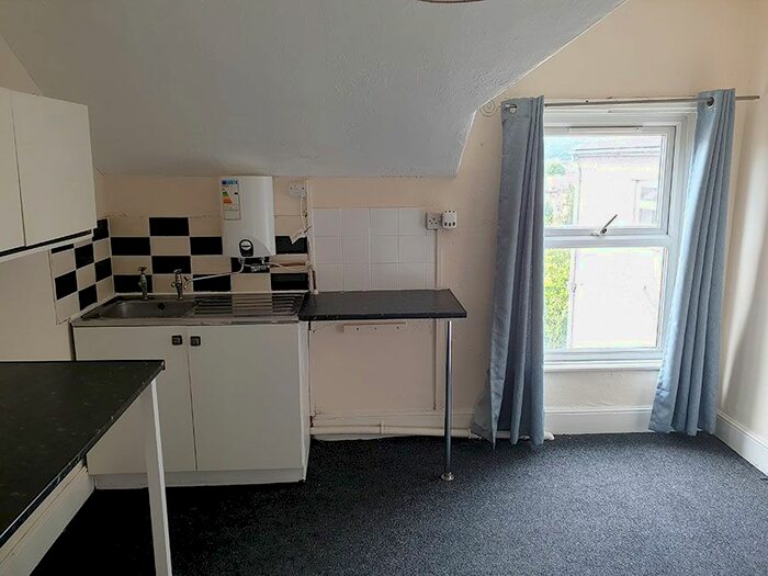 1 Bedroom Terraced House To Rent In Trevelyan Terrace, High Street, Bangor, LL57