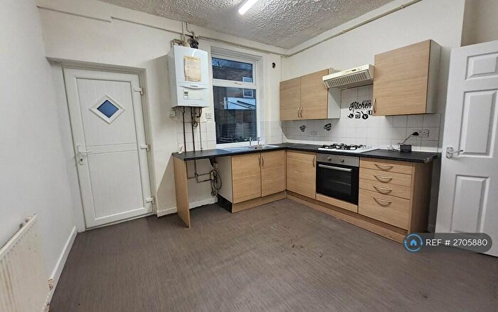 2 Bedroom Terraced House To Rent In Bread Street, Manchester, M18