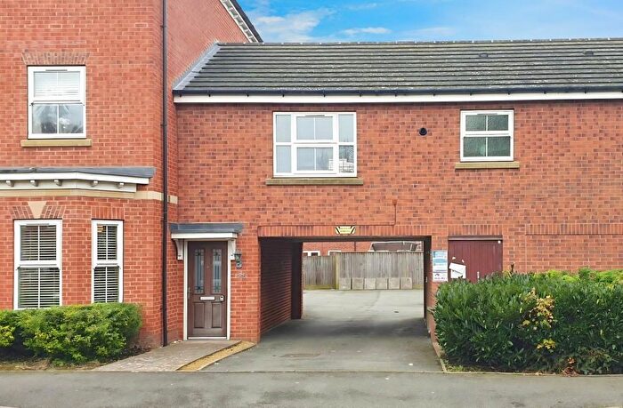 3 Bedroom Flat To Rent In Snitterfield Drive, Shirley, Solihull, B90