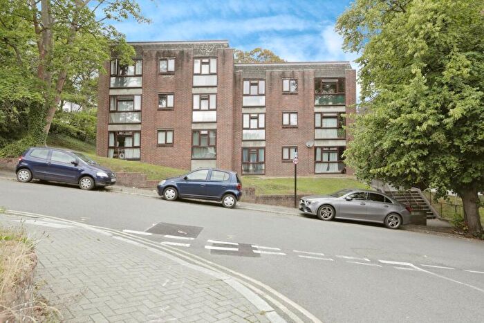 2 Bedroom Apartment For Sale In Taymount Rise, London, SE23