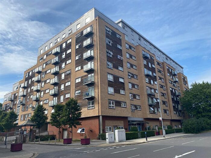 2 Bedroom Apartment To Rent In Morello Quarter, Cherrydown East, Basildon, SS16