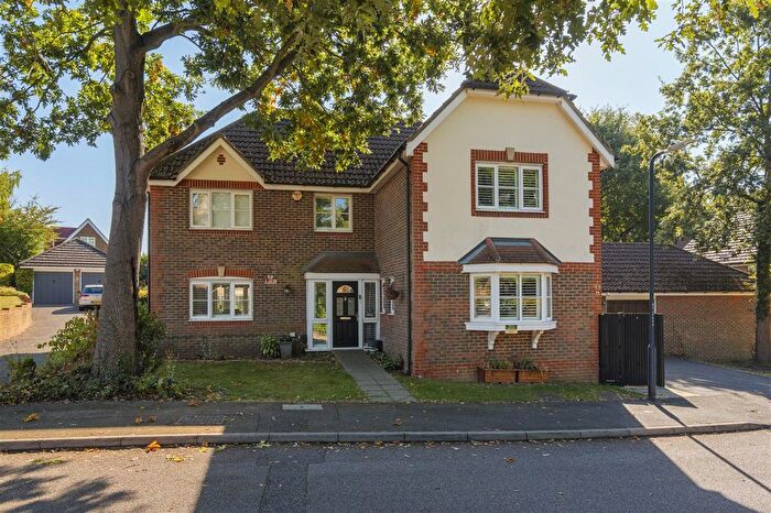 5 Bedroom Detached House For Sale In St. Francis Close, Heathfield Road, Penenden Heath, ME14