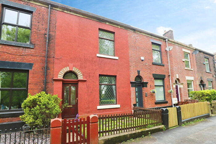 3 Bedroom Terraced House For Sale In Newbold Street, Bury, BL8