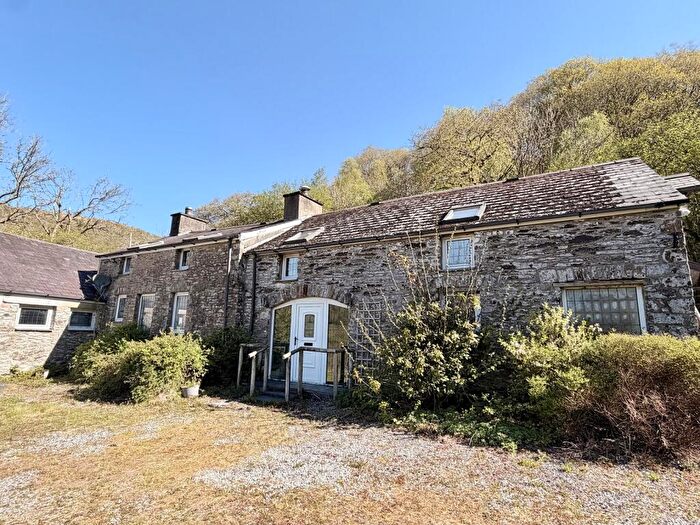 3 Bedroom Detached House For Sale In Rhandirmwyn, Llandovery, Carmarthenshire., SA20