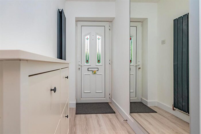 2 Bedroom House To Rent In Wellman Croft, Birmingham, West Midlands, B29