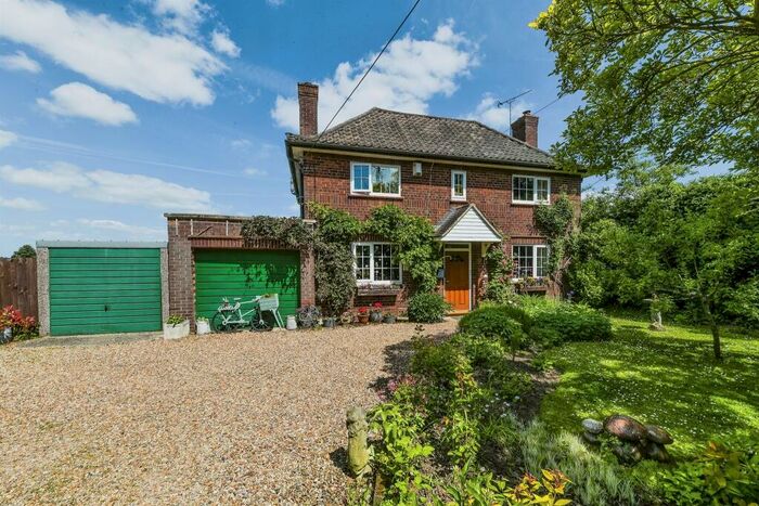 3 Bedroom Detached House For Sale In Main Road, Three Holes, Wisbech, PE14