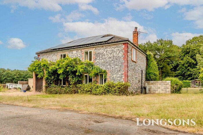 4 Bedroom Detached House For Sale In Tottington Road, Little Cressingham, IP25