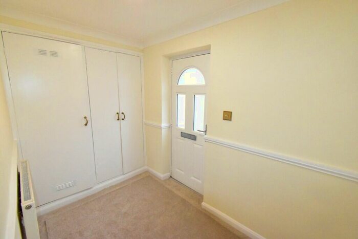 2 Bedroom Detached Bungalow For Sale In Henry Street, Redhill, Nottingham, Nottinghamshire, NG5