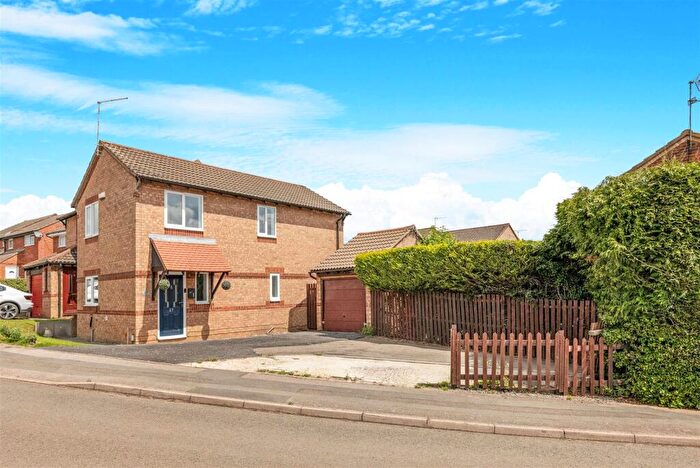 4 Bedroom House For Sale In Richmond Avenue, Kettering, NN15