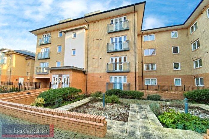 1 Bedroom Flat To Rent In Hampden Gardens, Cambridge, CB1