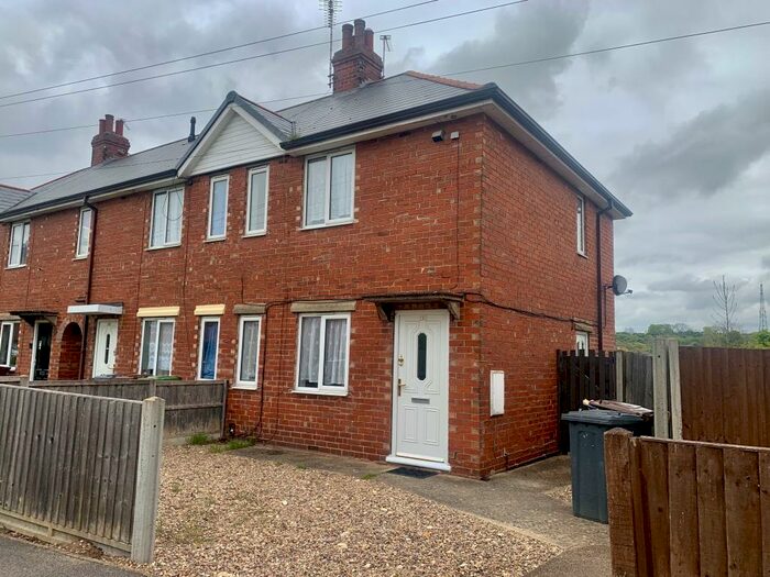 2 Bedroom House To Rent In St. Peters Avenue, LN6