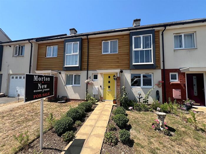 3 Bedroom Terraced House For Sale In Stourcastle, Sturminster Newton, DT10