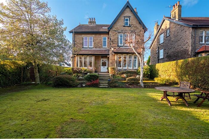 7 Bedroom Detached House For Sale In Old Park Road, Roundhay, LS8