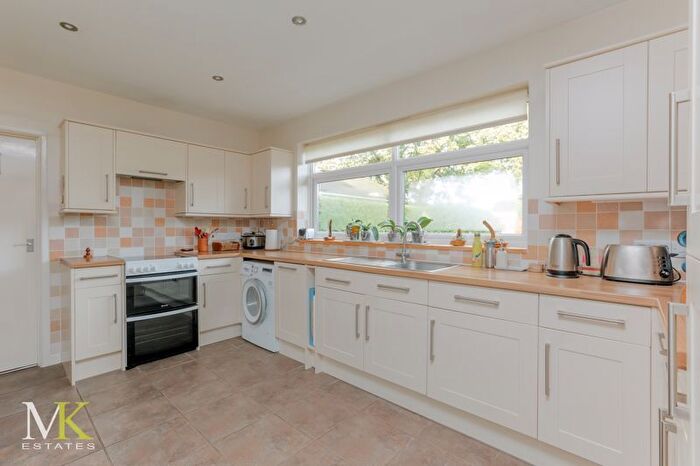 3 Bedroom Chalet For Sale In Woodbury Avenue, Bournemouth, BH8
