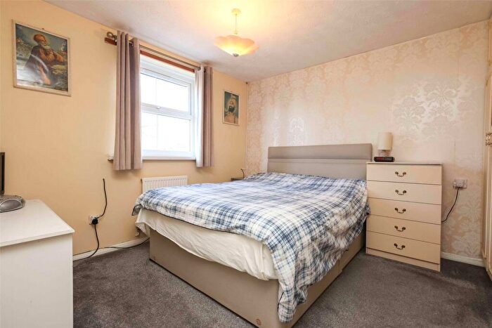 4 Bedroom Detached House For Sale In Small Close, Smethwick, West Midlands, B67