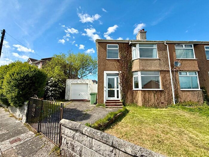 3 Bedroom Property To Rent In Ashburnham Road, Plymouth, PL5