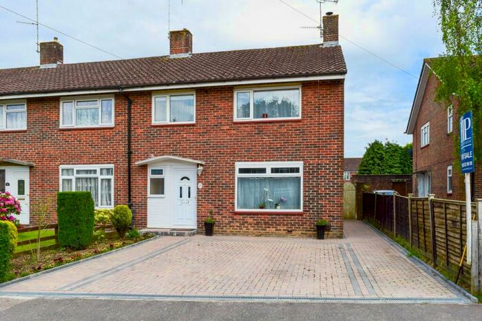 3 Bedroom Terraced House To Rent In Stagelands, Crawley, RH11