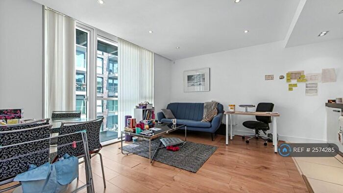 1 Bedroom Flat To Rent In Times Square, London, E1