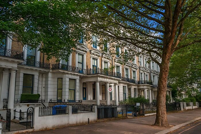15 Bedroom Flat For Sale In Cromwell Road, London, SW5