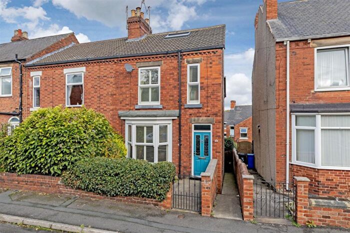 3 Bedroom Semi Detached House For Sale In Princess Street, Newbold, Chesterfield, S41