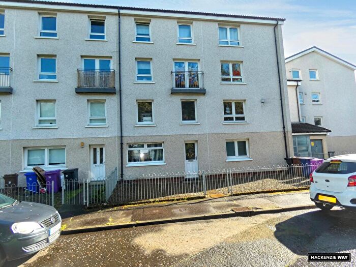 3 Bedroom Ground Maisonette For Sale In Sophia Crescent, Irvine, North Ayrshire, KA12