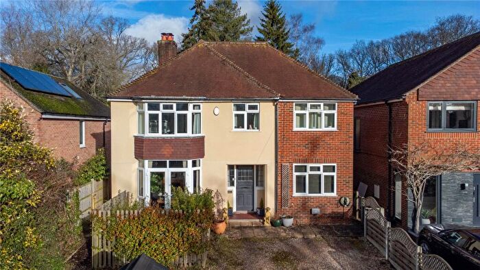 4 Bedroom Detached House For Sale In Enborne Row, Wash Water, Newbury, Berkshire, RG20