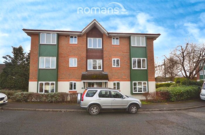 1 Bedroom Flat To Rent In Missenden Gardens, Burnham, Slough, SL1