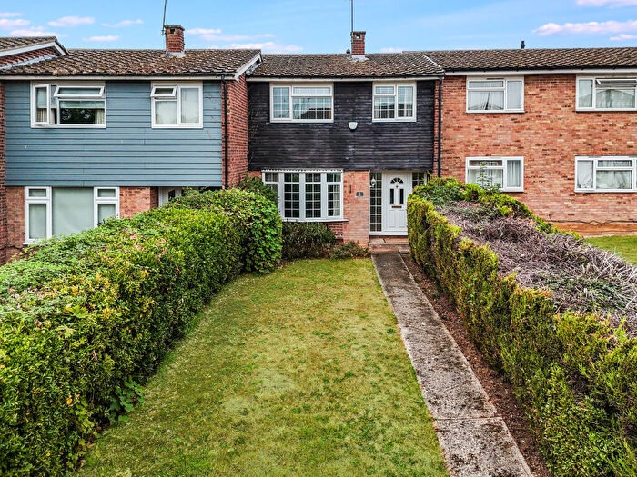 3 Bedroom Terraced House For Sale In St Michaels Walk, Galleywood, Chelmsford, CM2