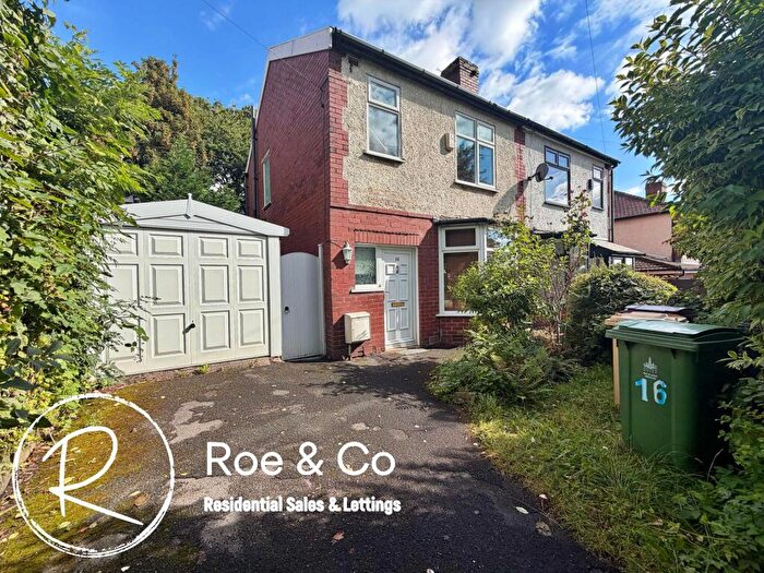 3 Bedroom Semi-Detached House For Sale In Danesbury Road, Bolton, BL2