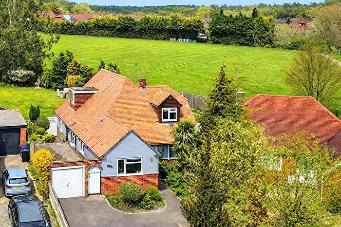 4 Bedroom Detached House For Sale In Beresford Close, Frimley Green, Camberley, Surrey, GU16