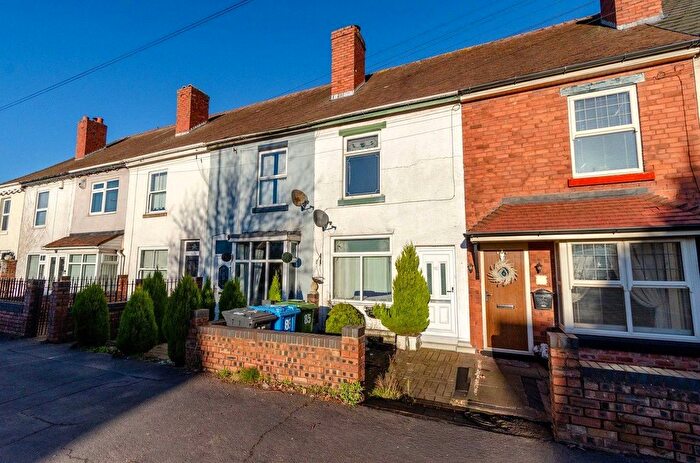 2 Bedroom Terraced House For Sale In Broad Lane, Wolverhampton, West Midlands, WV11