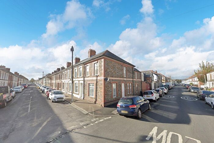 3 Bedroom End Of Terrace House For Sale In Treharris Street, Roath, Cardiff, CF24