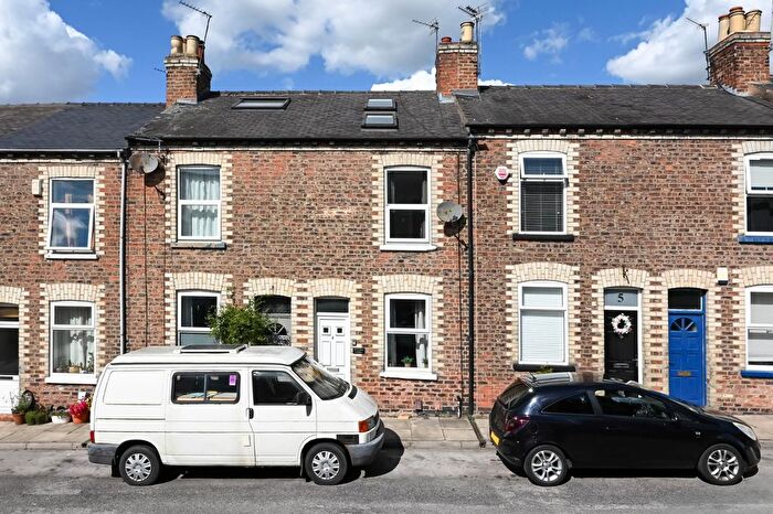 2 Bedroom Terraced House For Sale In Argyle Street, South Bank, York, YO23