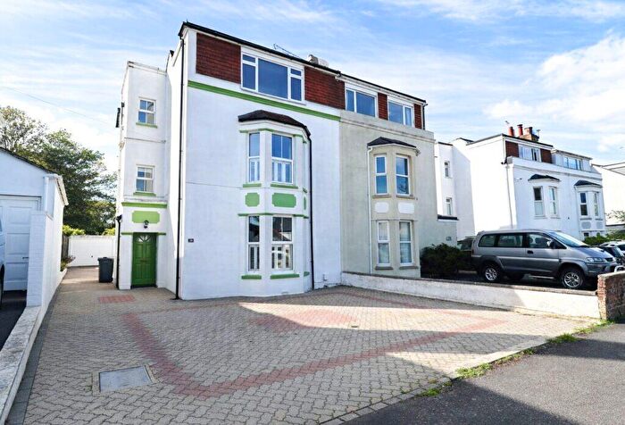 5 Bedroom Semi-Detached House For Sale In Park Road, Hayling Island, PO11