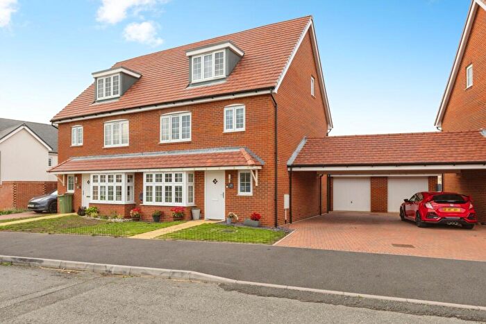 4 Bedroom Semi Detached House For Sale In Swallow Drive, Wymondham, Norfolk, NR18