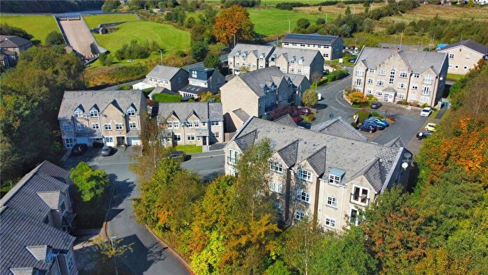 2 Bedroom Apartment For Sale In Grange Park Way, Haslingden, Rossendale, BB4