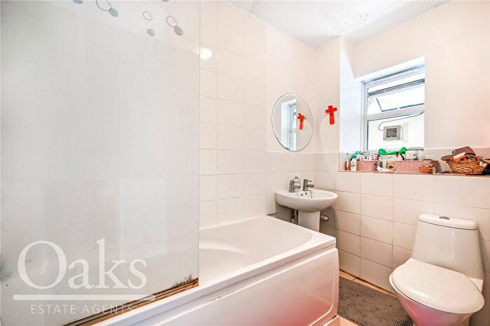 1 Bedroom Flat For Sale In Cunliffe Street, London, SW16