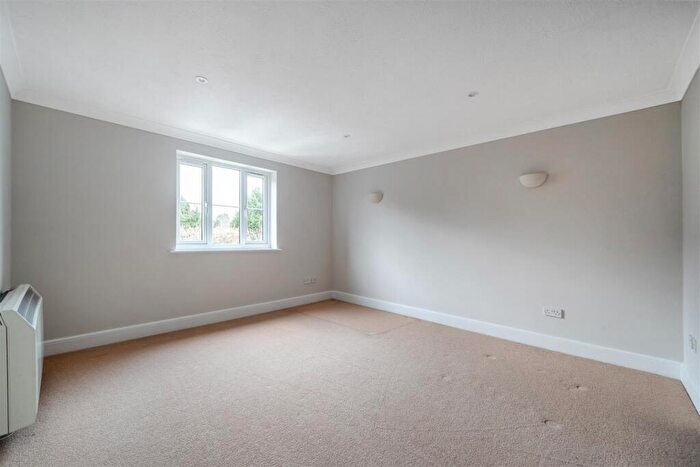 1 Bedroom Apartment To Rent In Mount Hermon Road, Woking, GU22