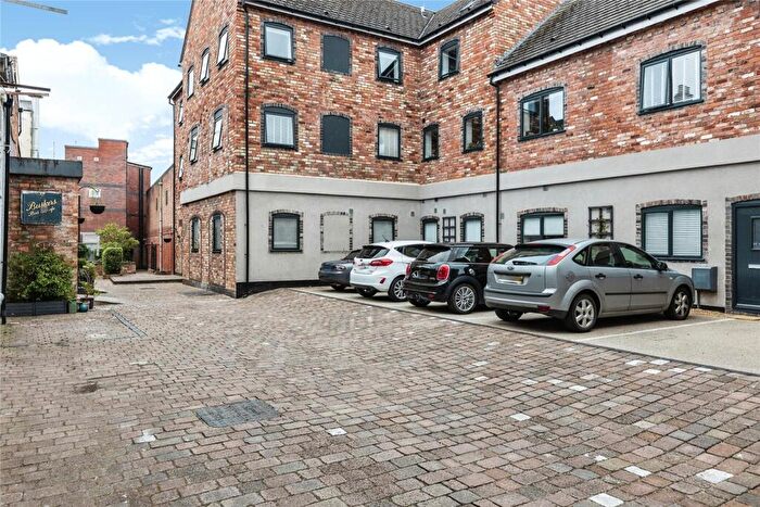 1 Bedroom Flat To Rent In Buskers Court, Albion Street, Cheltenham, GL52